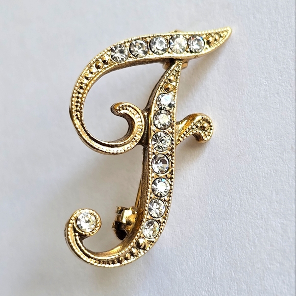 Vintage letter F brooch pin alphabet initial name alphabet gold tone - Picture 3 of 8